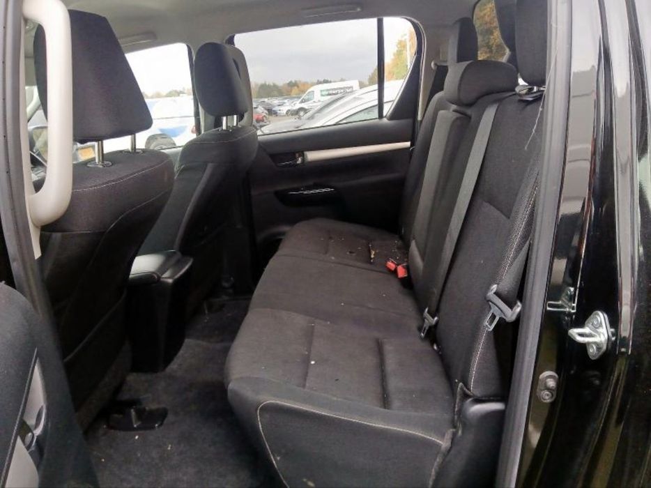 Dezmembrez Toyota Hilux 2.8 1GD-FTV Automat 2020-2024