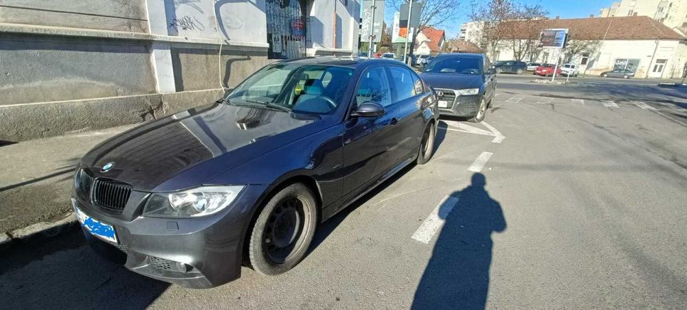 BMW e90 320i Pachet M