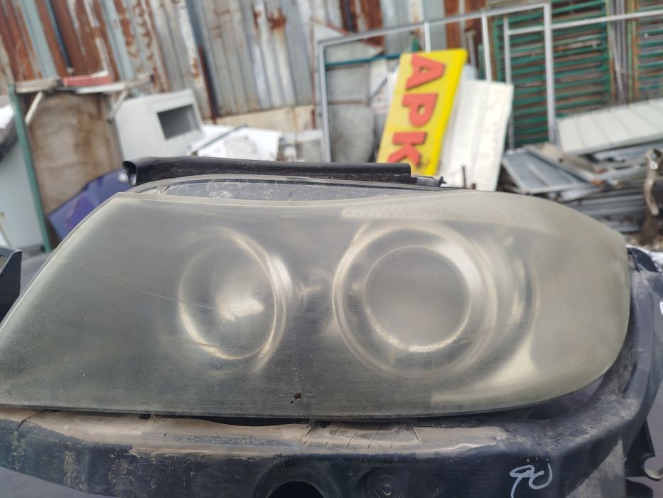 Ляв Фар динамик ксенон за BMW е90/91