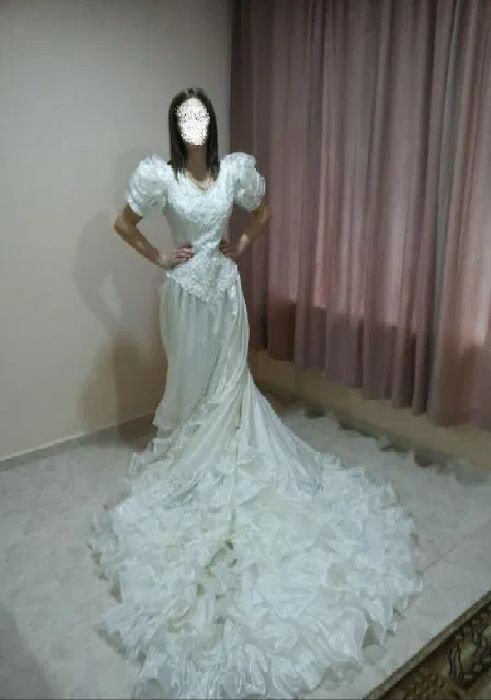 Булчинска рокля miss kelly paris