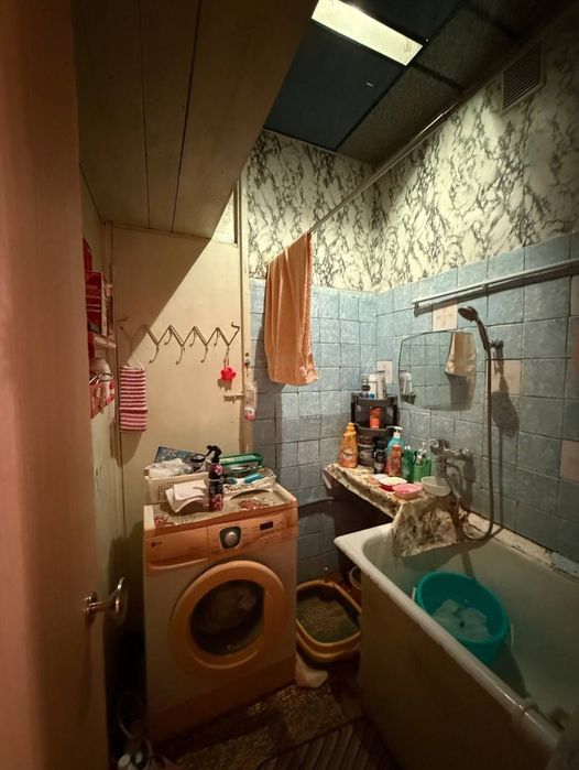 Продажа 2в3/4/4 на Юнусабад-15, 3 хонали сотилади