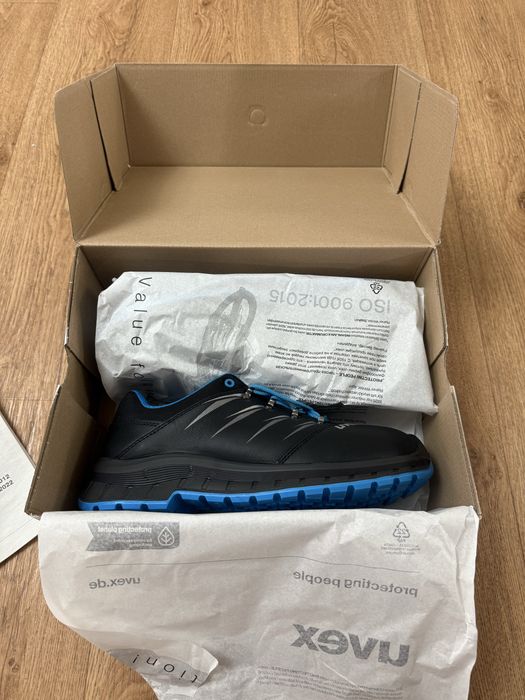 Защитные полуботинки UVEX (Италия), размер 43