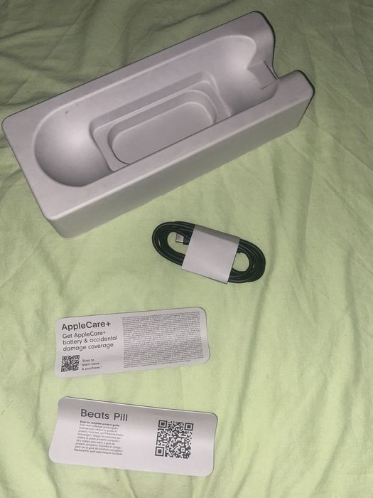 Beats pill в гаранция към Apple