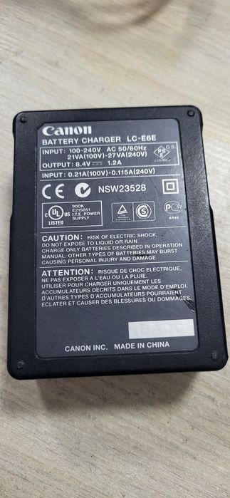 Зарядное устройство для LP-E6