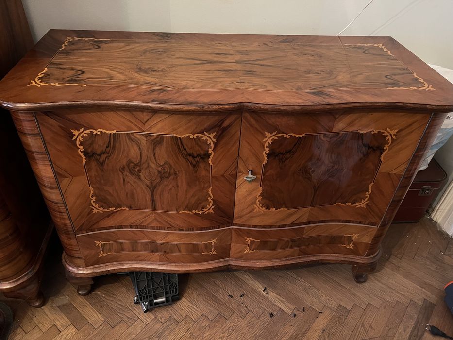 Dormitor furnir stare foarte buna 8 piese Reghin