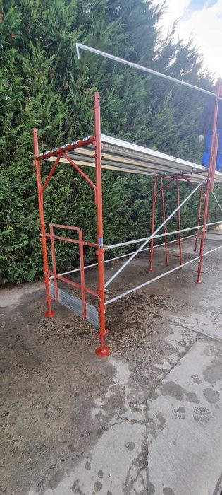 Schela metalica noua import Italia schela disponibila cu pasul de 1,8m