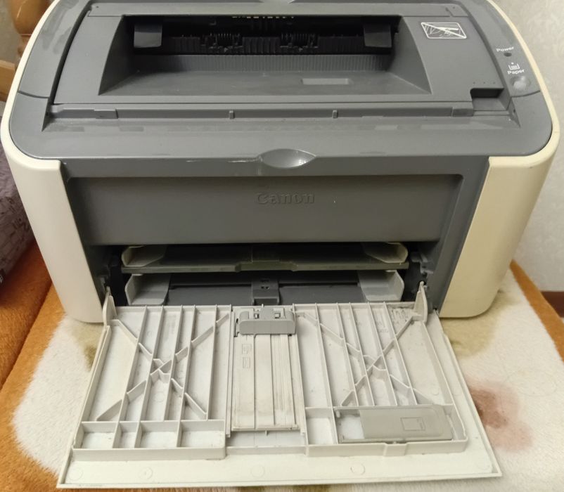 Canon LBP2900 принтер
принтер