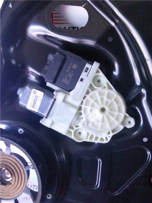 Motoras macara geam usa dreapta spate volkswagen passat b7