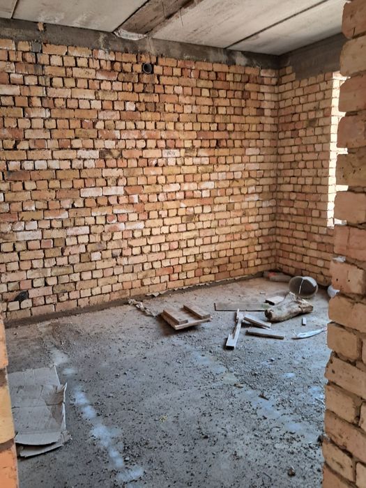 Срочно ховли сотилади