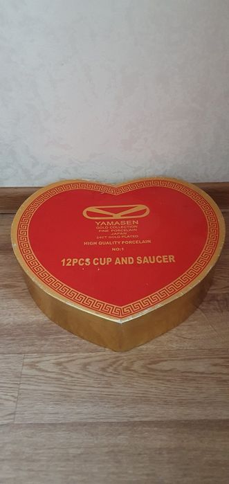 Красивый чайный  набор