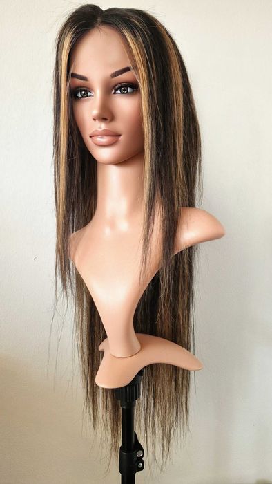 Черна права перука 80 см с руси кичури - Lace Front 13x6