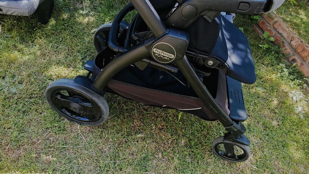 Комбинирана Количка 3 в 1 Peg Perego Futura Modular +подарък дъждобран
