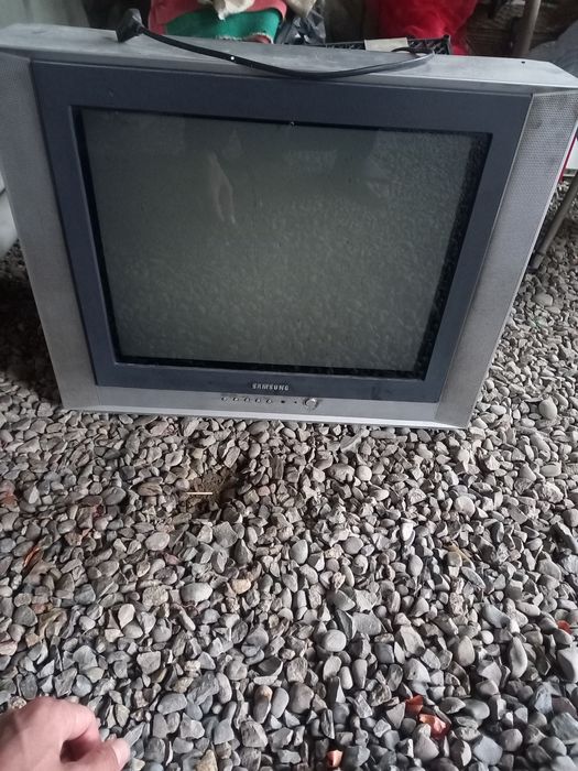 Televizor samsunk 2 ta pol aftamat kir mowina
