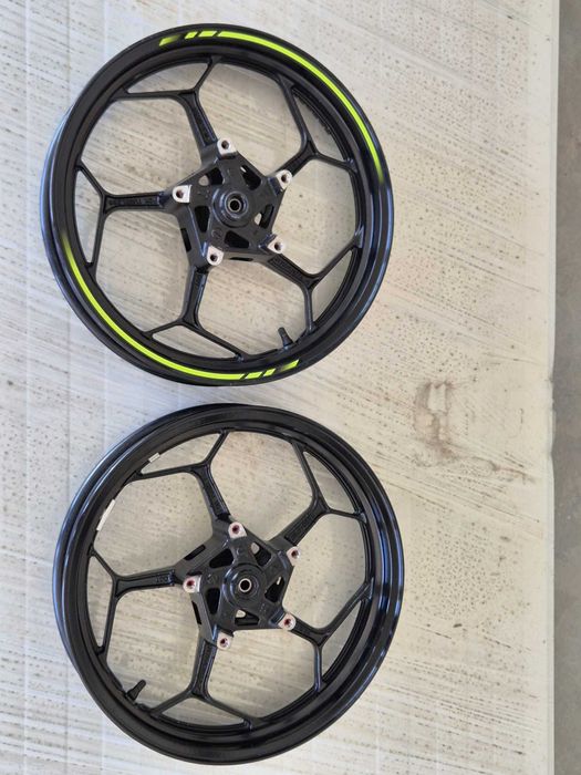 Резервоар за Kawasaki Z1000, Z900, Z650, MT-09, MV Agusta джанта ZX125