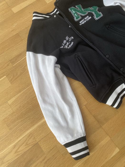 Vând jacketă  New York,Zara ( mărimea 9,10 ani,1,40 )