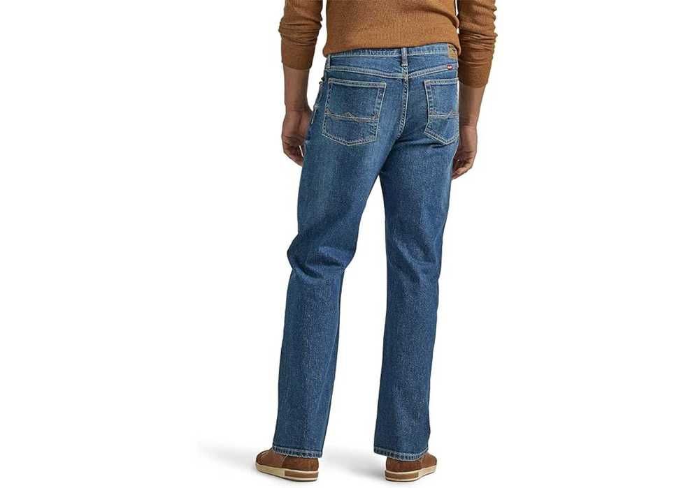 Wrangler Relaxed Fit Bootcut W32/W36 L32, новые