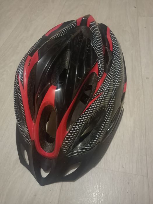 Шлем для велосипеда