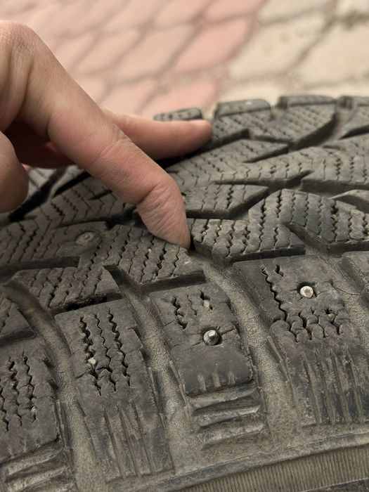 Зимние резины TOYO 235/55R18