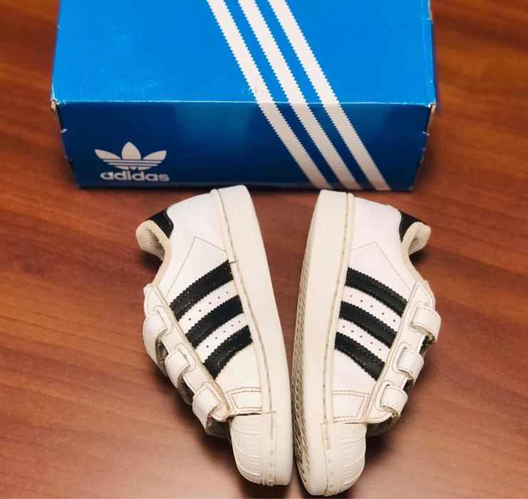 Adidasi Superstar-marimea 28-29,inter18,5cm,piele,ca Geox,Salomon