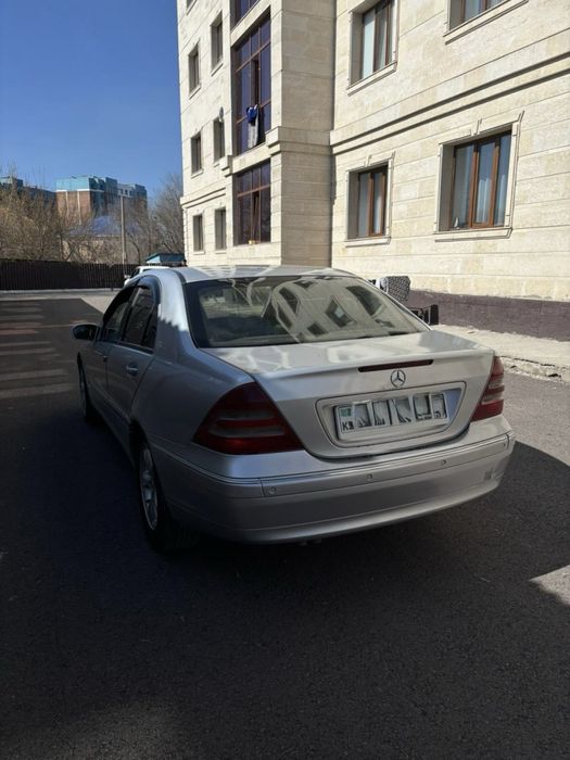Продам автомашину