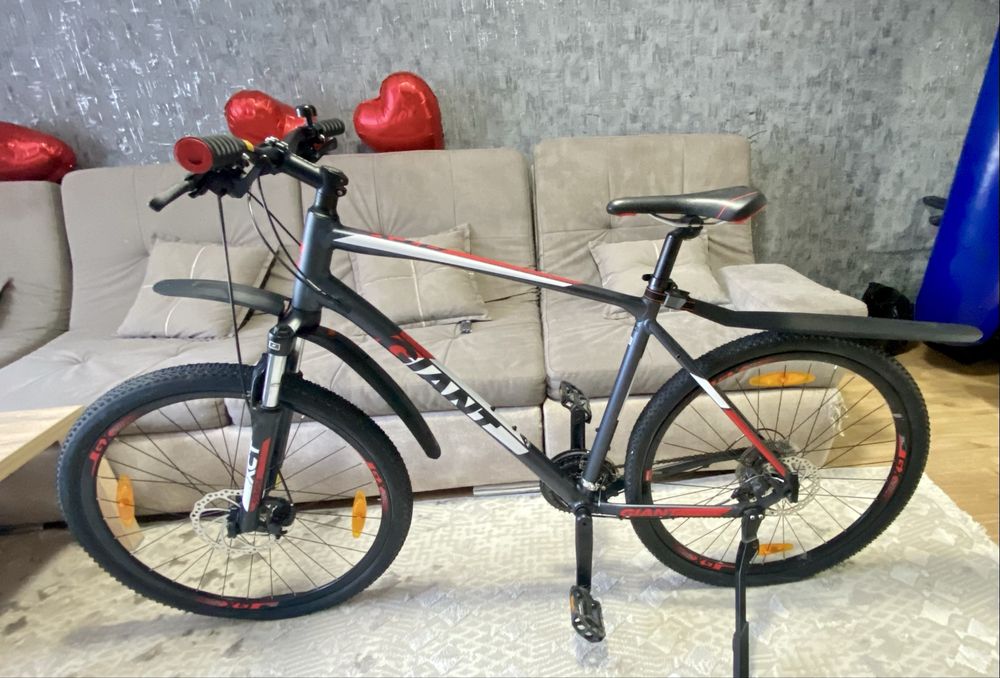 Продаю  Велосипед Giant ATX 2 2019