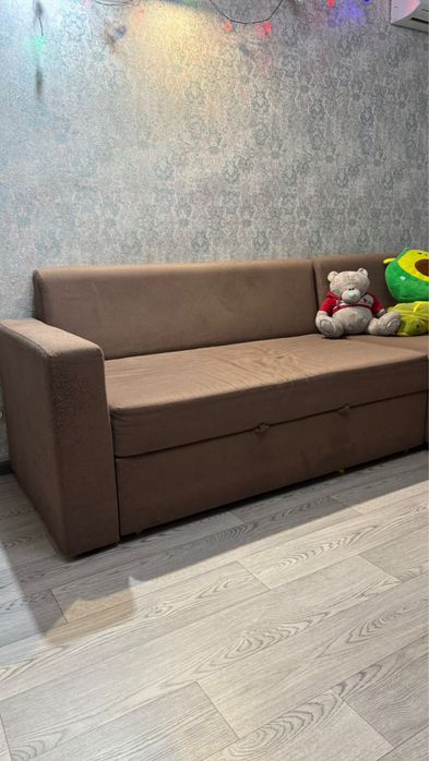 Продам диван б/у