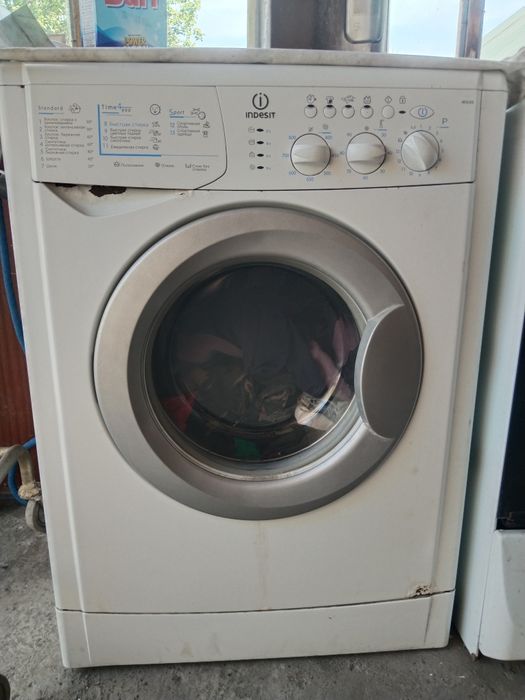 Стиральная машинка Indesit