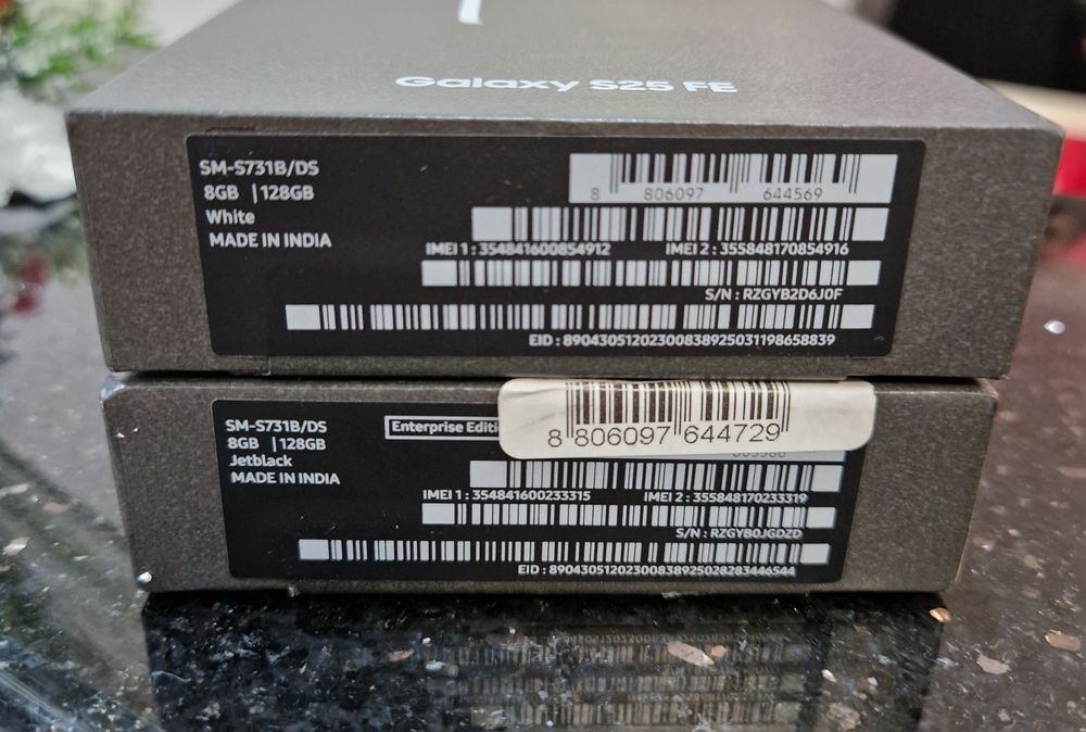 Galaxy S25 FE 5G 128GB. 8GB RAM. Sigilate / White , Black