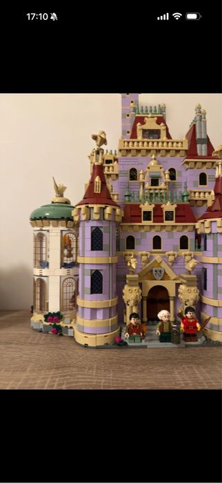 Lego Castelul Frumoasa si Bestia