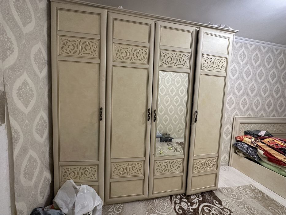 Продам спальный гарнитур Любимый Дом