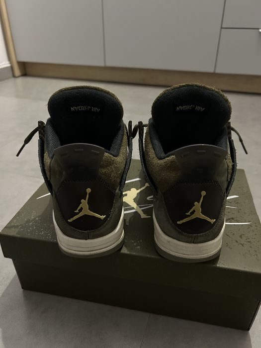 Jordan 4 SE Craft olive green