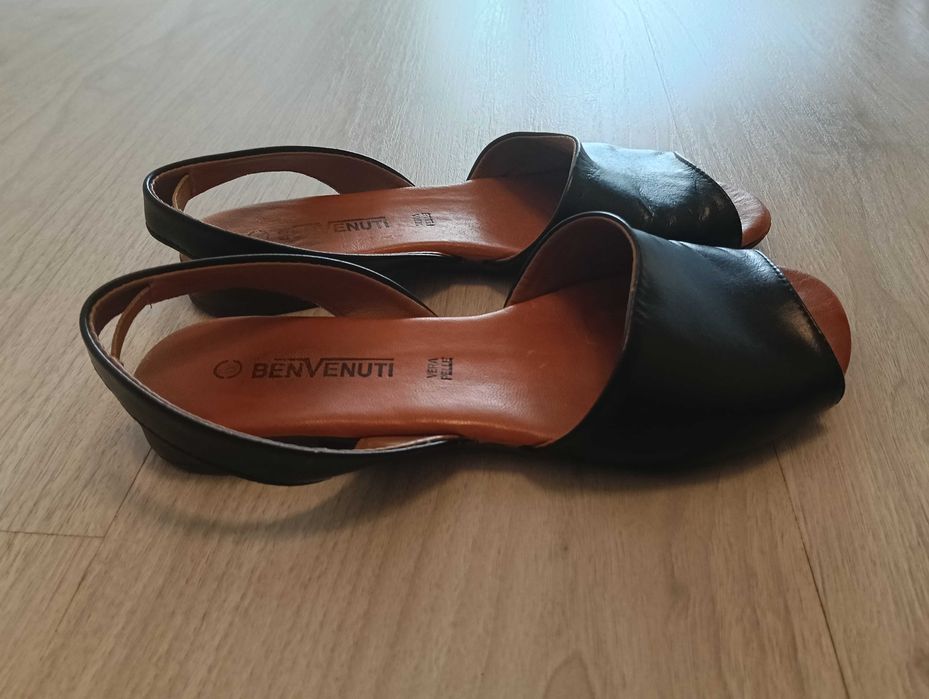 Sandale negre piele
