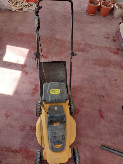 Газонакасилка продам