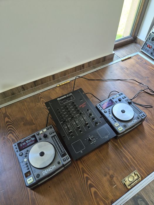 Denon DN S1000 + Numark DM 1100X playere + mixer