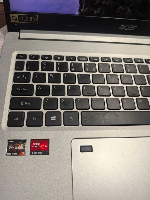 Laptop ACER Aspire 5 , AMD Ryzen 3 4300U 15,6 IPS