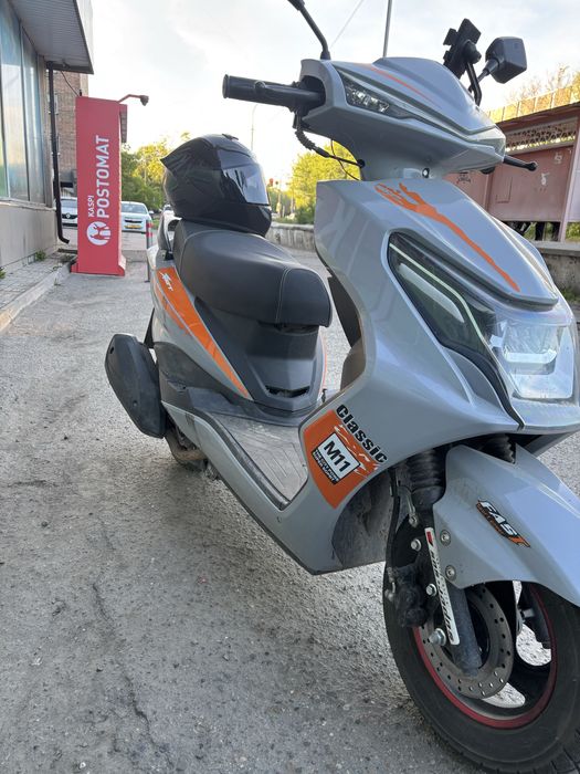 Продам мопед м11