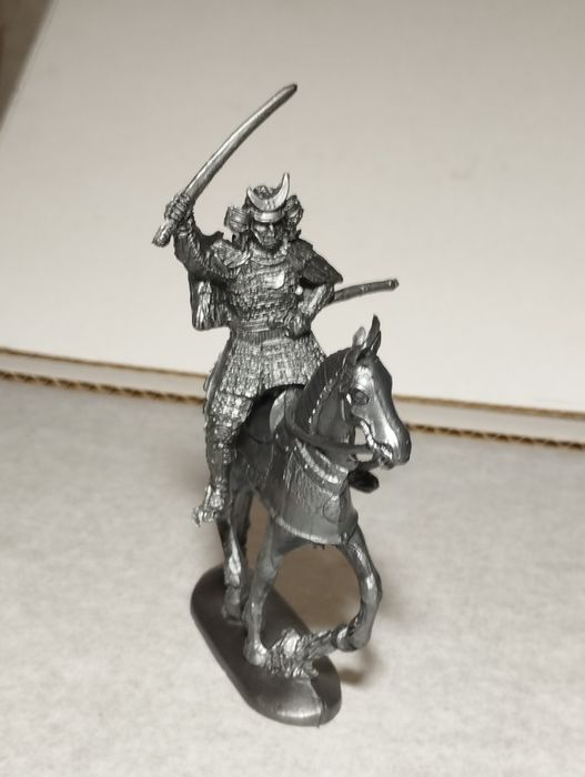 Солдатики Самураи пластмасса