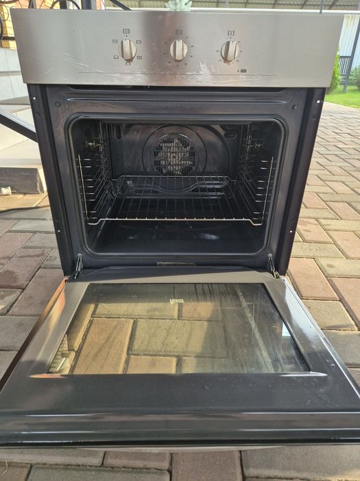 Продам духовку в отличном состоянии