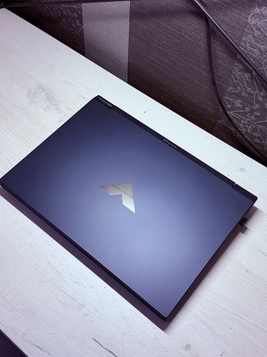 HP Victus