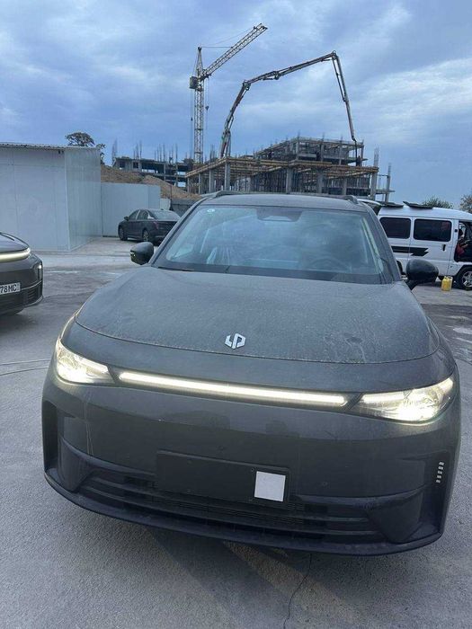 Leapmotor C16 Hybrid 3 года гарантия Русский язык пульт в подарок