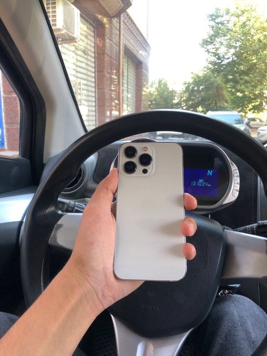 iPhone 13 pro sotiladi