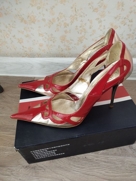 Продам туфли Италия