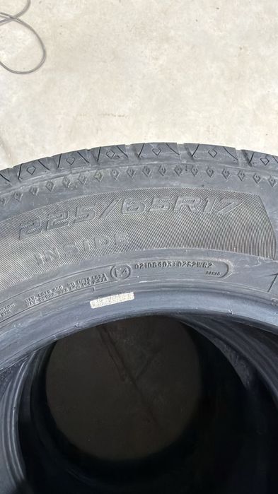 Продам шины 225/65 R17