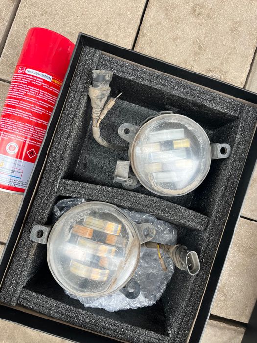 Продам фары для машины