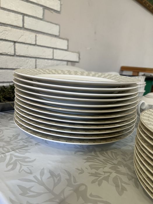 Продам посуду 122 предметы