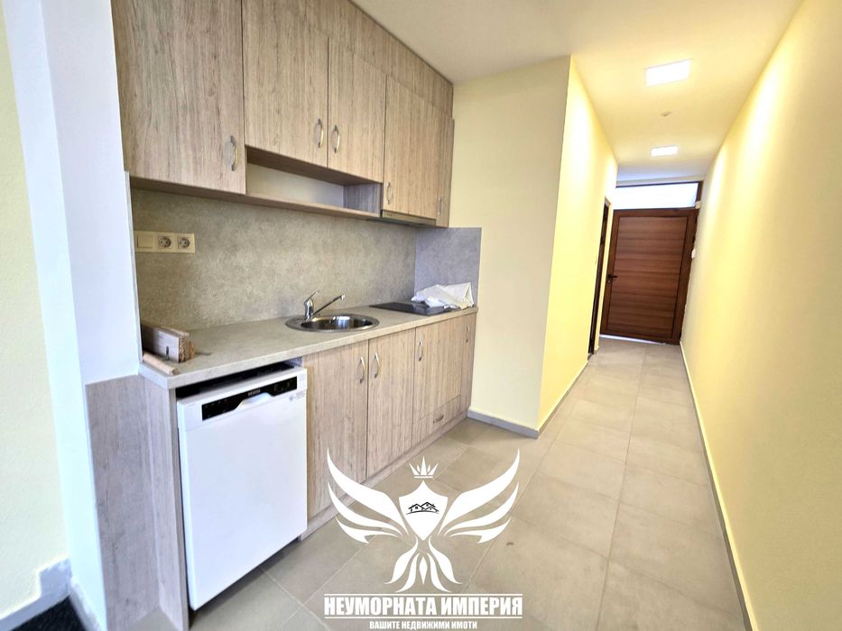 Под наем 107кв.м. на 4 етаж - зала за събития/помещение, офис студио, салон, ателие в град Асеновград топ център