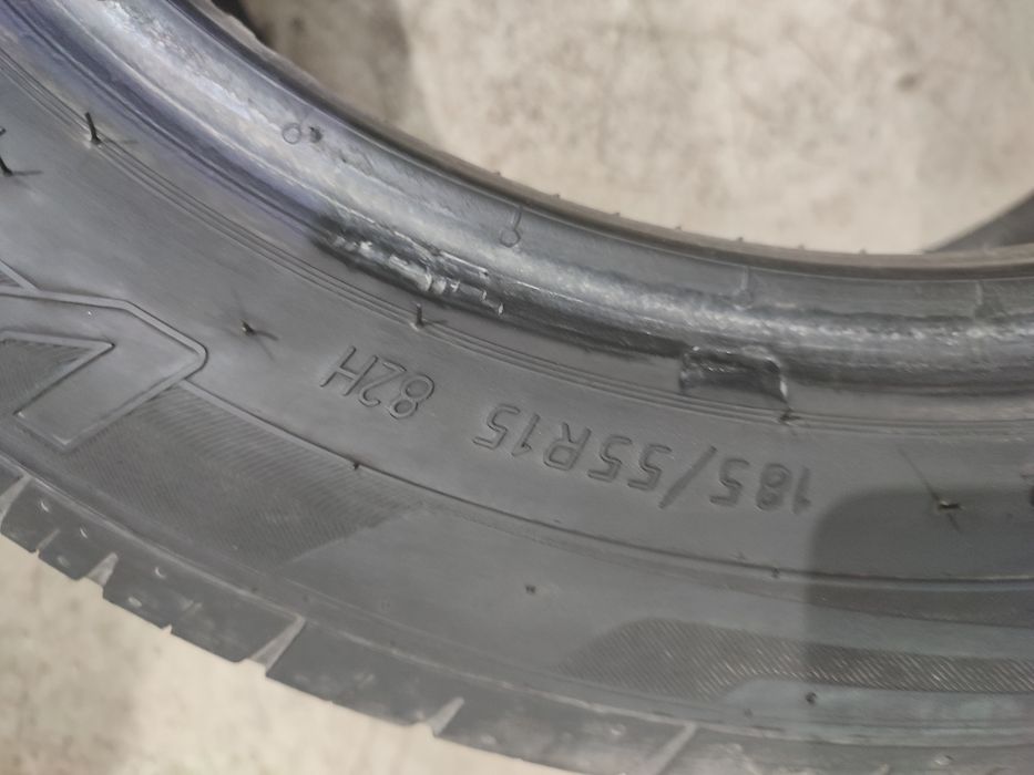Продам пару шин 185/55/15