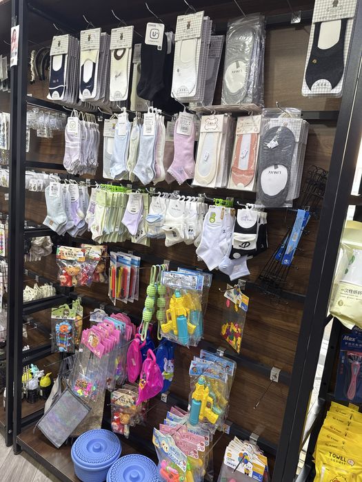 Продажа стеллажи витрины