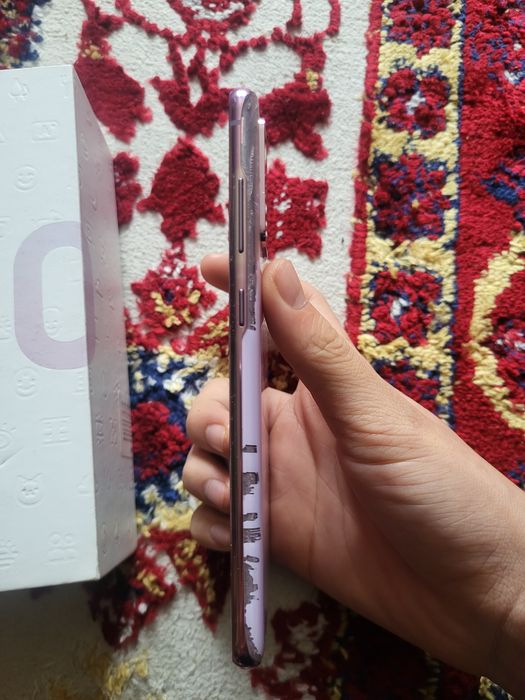 Samsung s20fe  торг есть