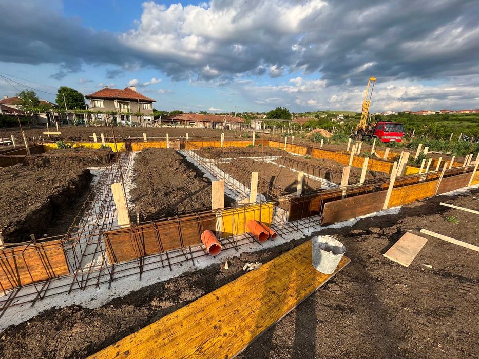 Кофраж, бетон, зидария